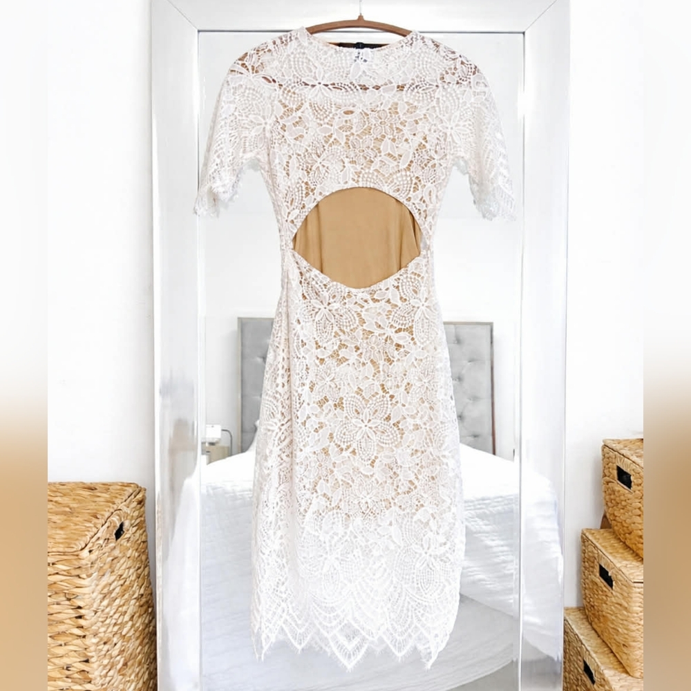 For love and lemons Lace Dress - Picture 3 of 3